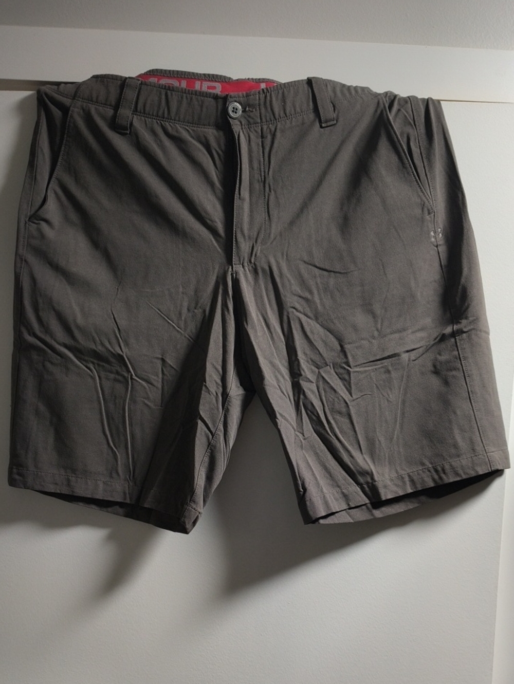 Under Armour Men's Gray Casual Stretch Shorts